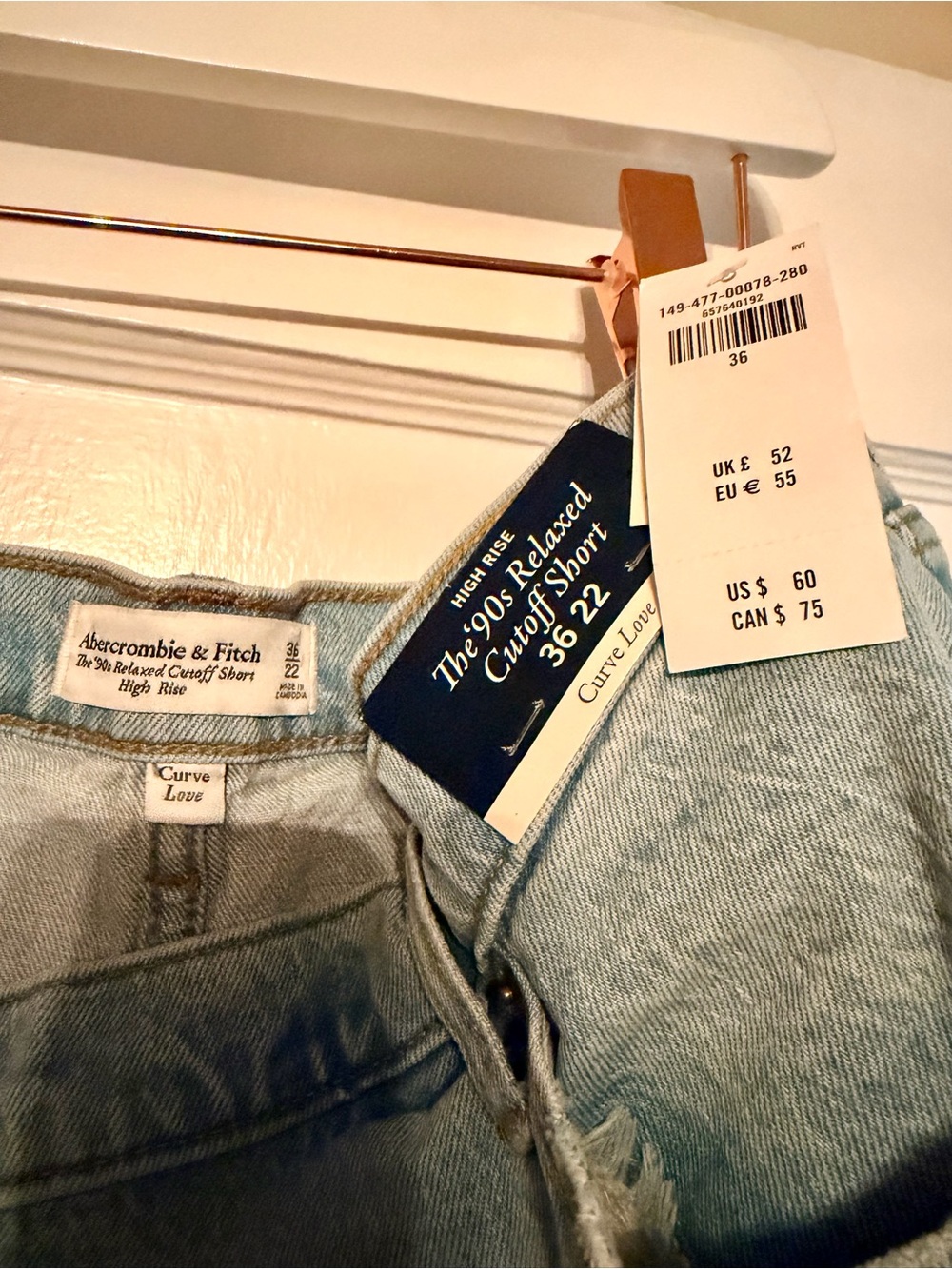 NWT Abercrombie & Fitch Curve Love High Rise '90s Relaxed Cutoff Shorts Sz 36